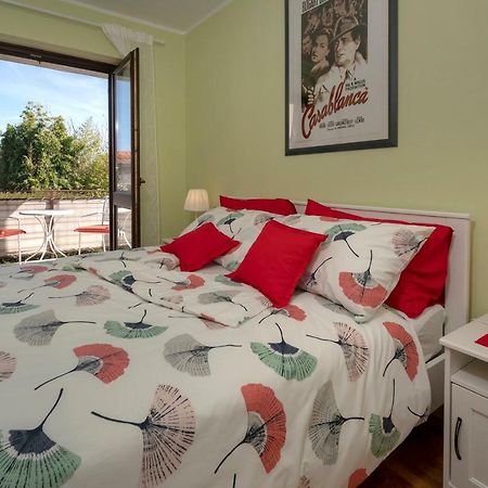 Apartment Kika ポレッチ エクステリア 写真