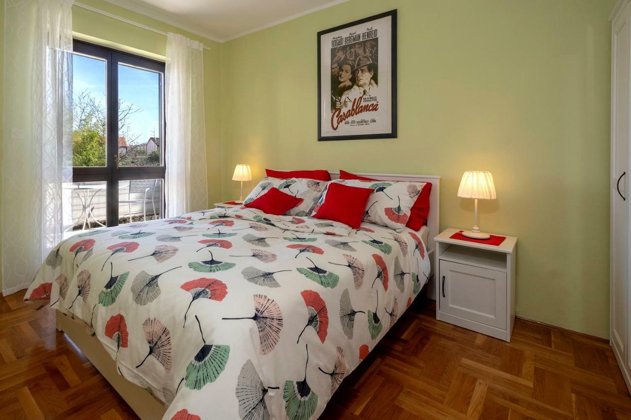 Apartment Kika ポレッチ エクステリア 写真