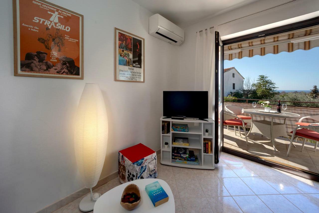 Apartment Kika ポレッチ エクステリア 写真